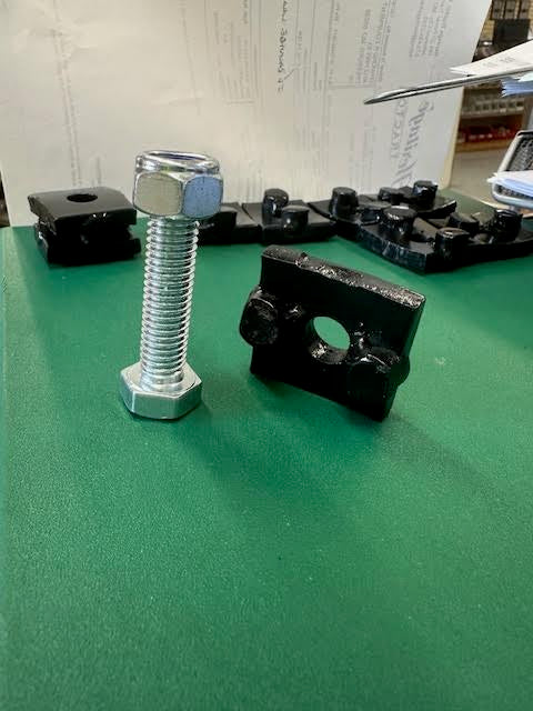 Tonutti / Wolagri Rake Wheel Cap, S95AR001 Tedder Tine Clips with Bolt/Nut, 50606100