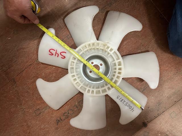 LS Tractor / Mahindra Fan ME015735, 40052813