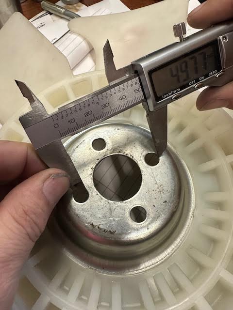 LS Tractor / Mahindra Fan ME015735, 40052813