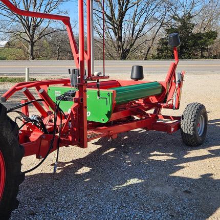 Farm King BW200 Pull Type Bale Wrapper