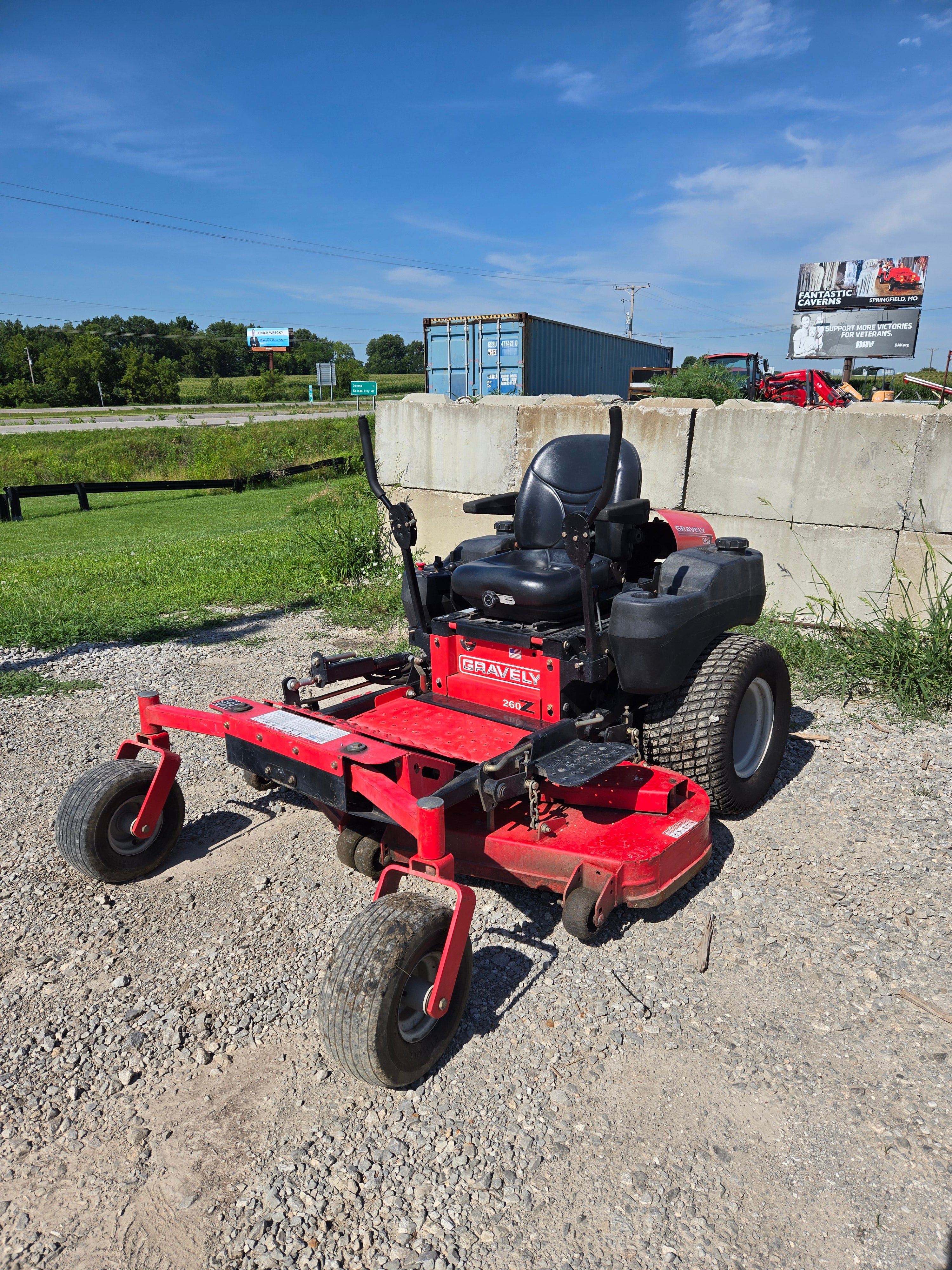Gravely ZT X 42″ Kawasaki Zero Turn Mower (918008)