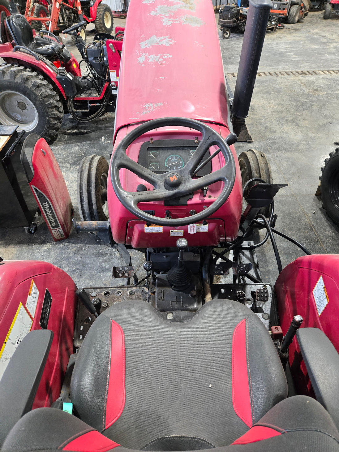 Preowned Mahindra 5500 2WD