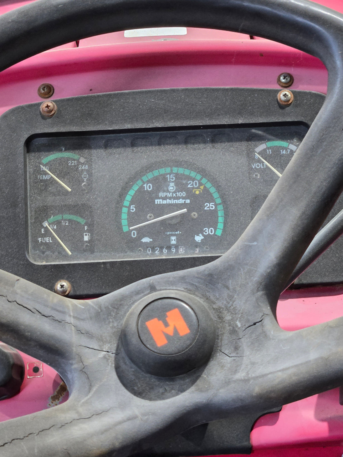Preowned Mahindra 5500 2WD