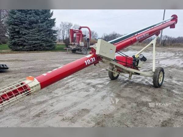 2026 Farm King C1036D 1