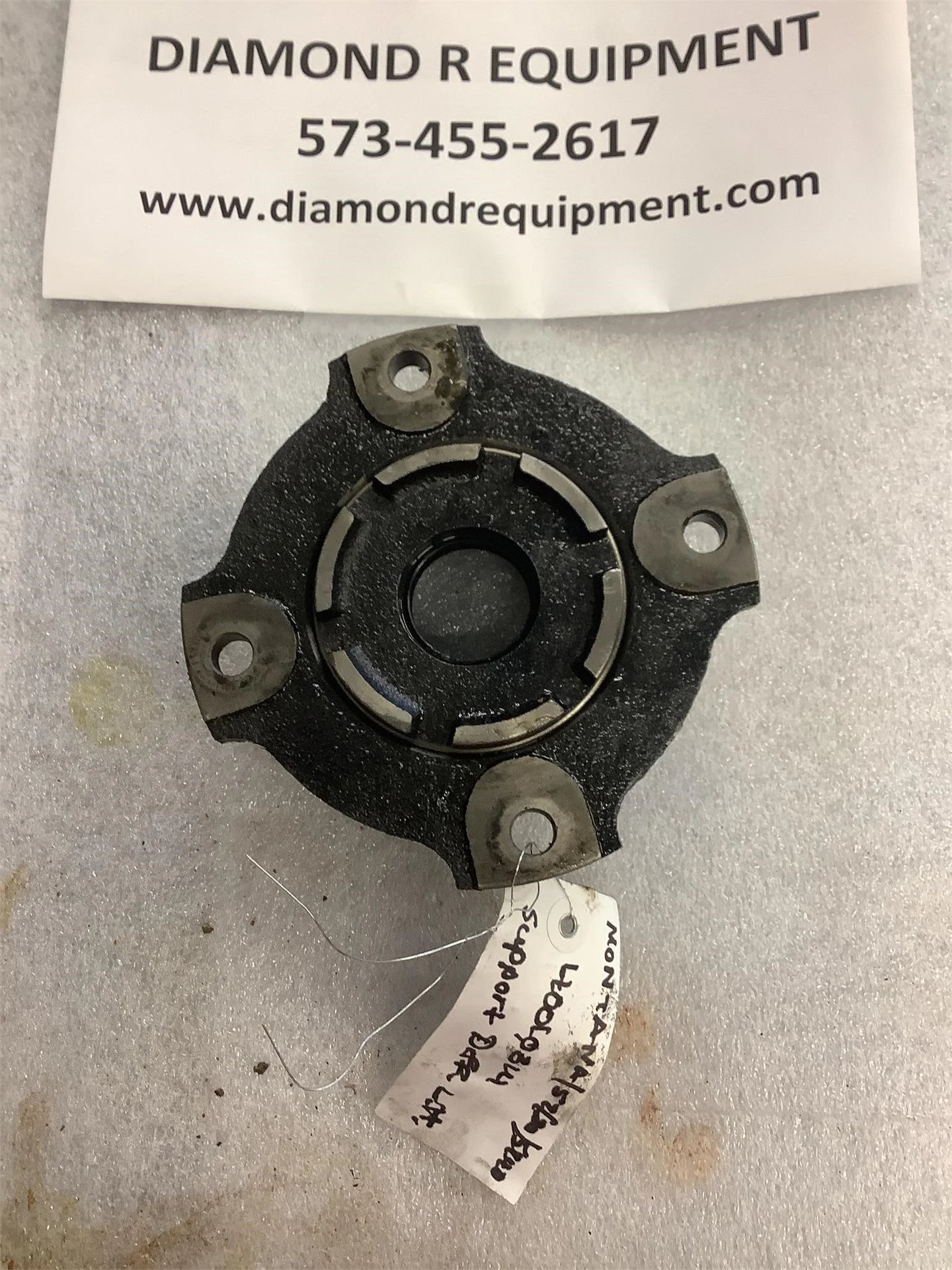 LS Tractor Montana Support Diff LH, Used, 40010314U