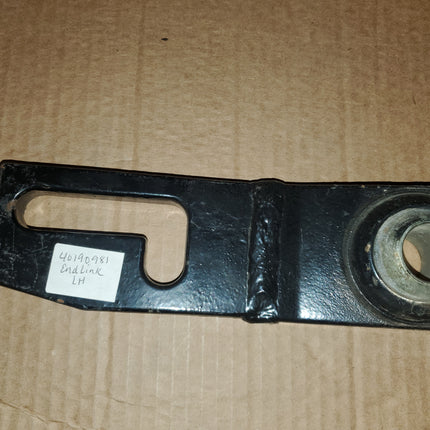 LS Tractor End T Lower, 40190981