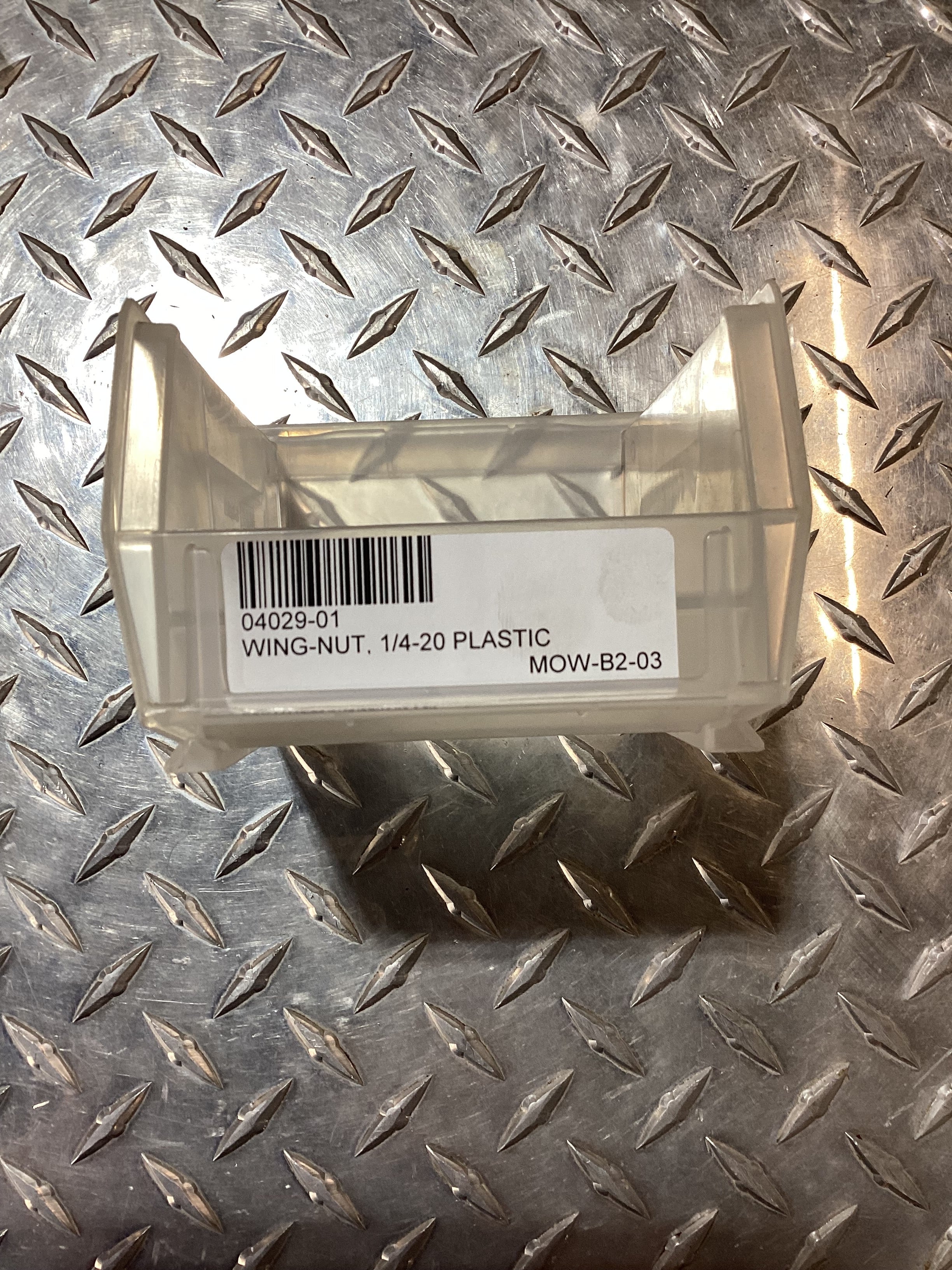 Scag 1/4-20 Wing-Nut, 04029-01 – Diamond R Equipment