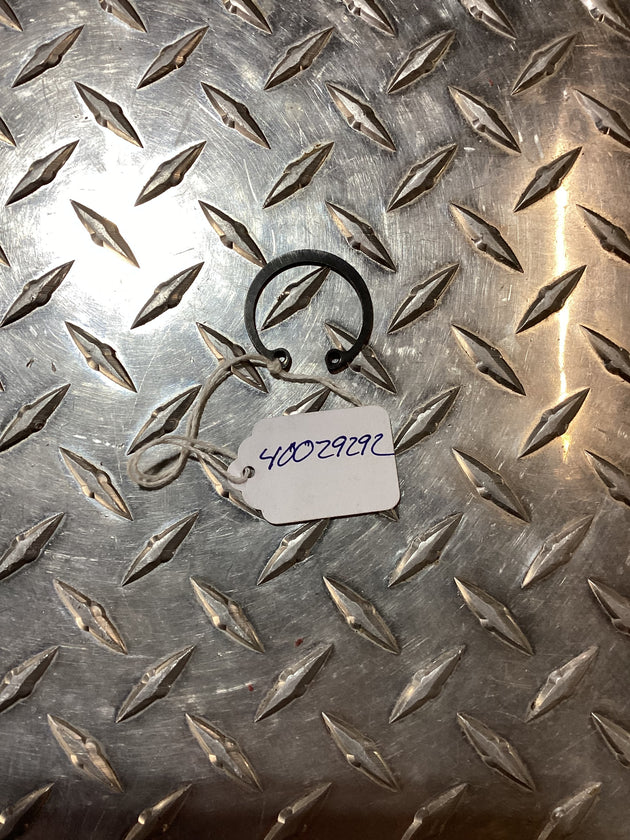 LS Tractor Snap Ring, S811032001, 40029292