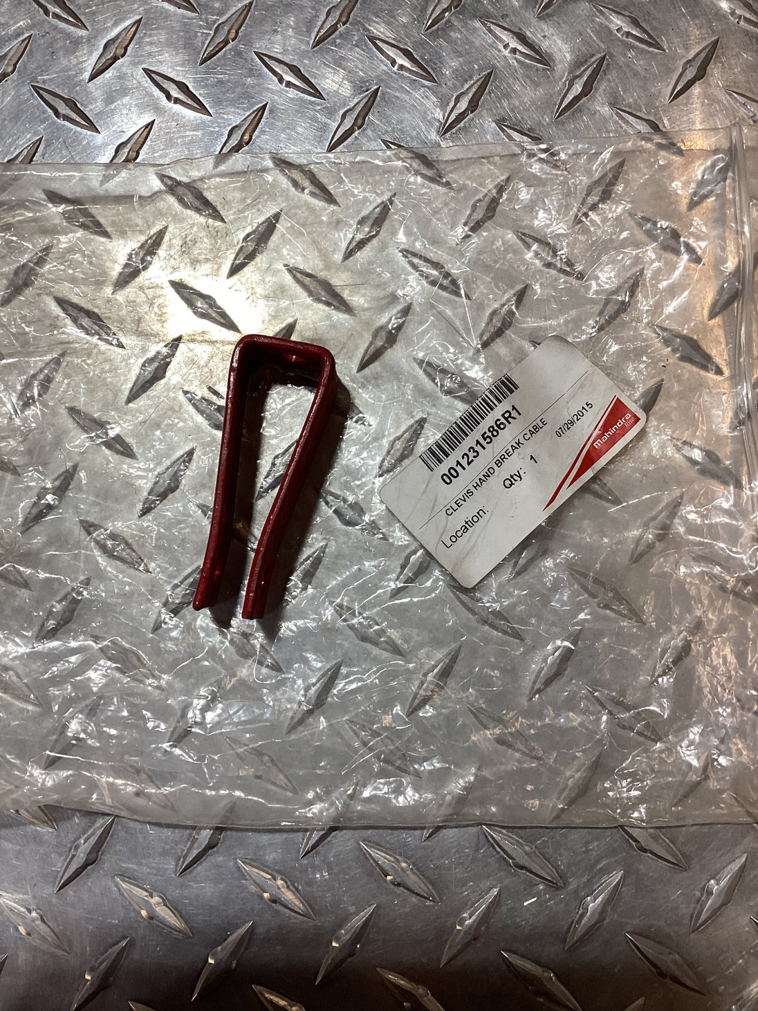 Mahindra Tractor Hand Break Cable Clevis, 001231586R1