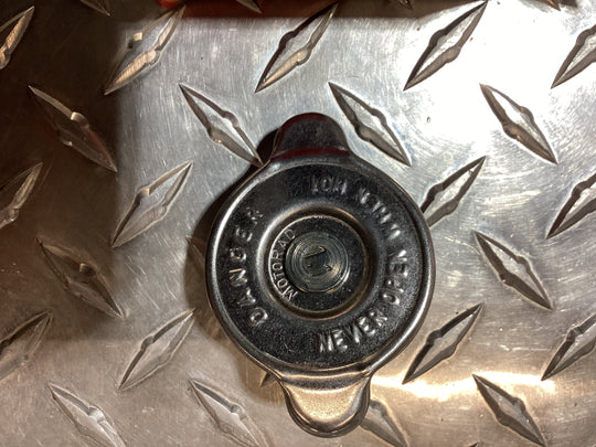 Mahindra Tractor Radiator Cap, 005554582R91