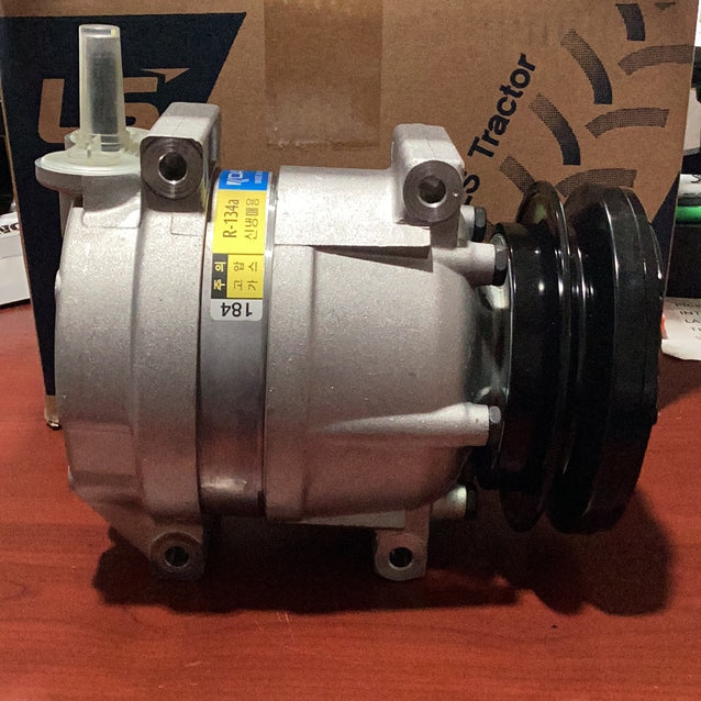 LS Tractor AC Compressor 136cc, 40364934