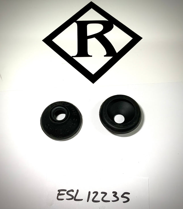 Farmtrac Tie Rod Dust Cap, 2 piece, ESL12235