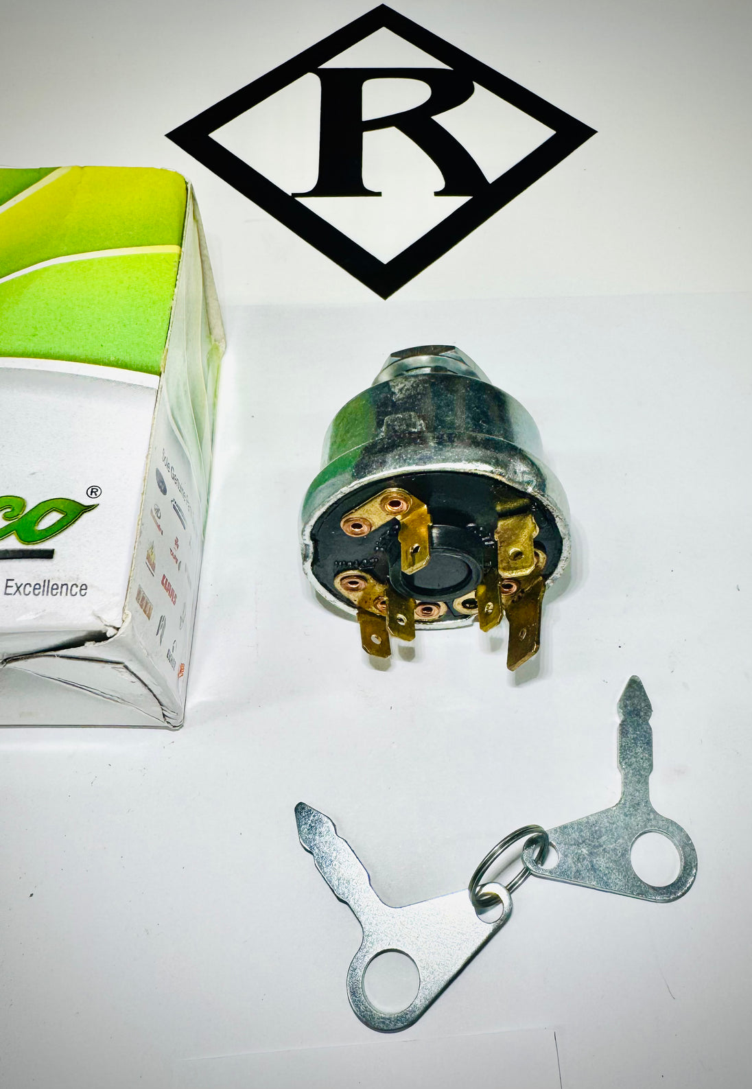 Farmtrac Ignition Switch Assembly Head and Ignition, ESL15188