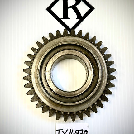 Gear Driven 3rd Speed, 8/2 Transmission for Long Tractors, TX16879