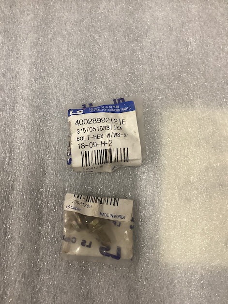 LS Tractor Bolt Hex, 40028992