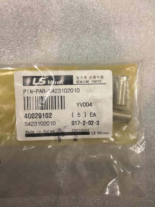 LS Tractor Pin, 40029102