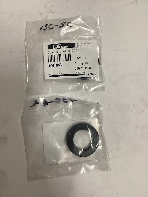 LS Tractor Seal Oil, 40419461