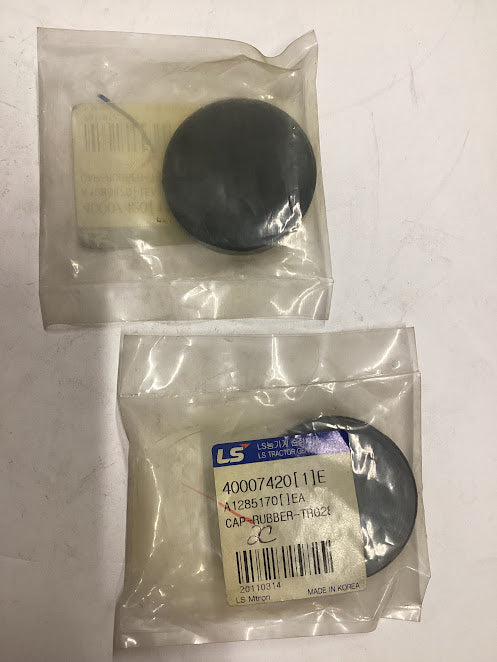 LS Tractor Rubber Cap, 40007420