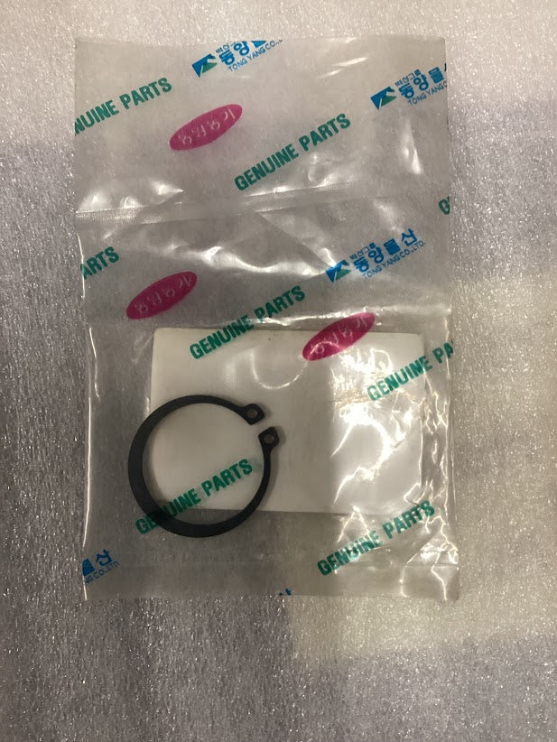 TYM/Mahindra Tractor C Ring Shaft, V7041400360