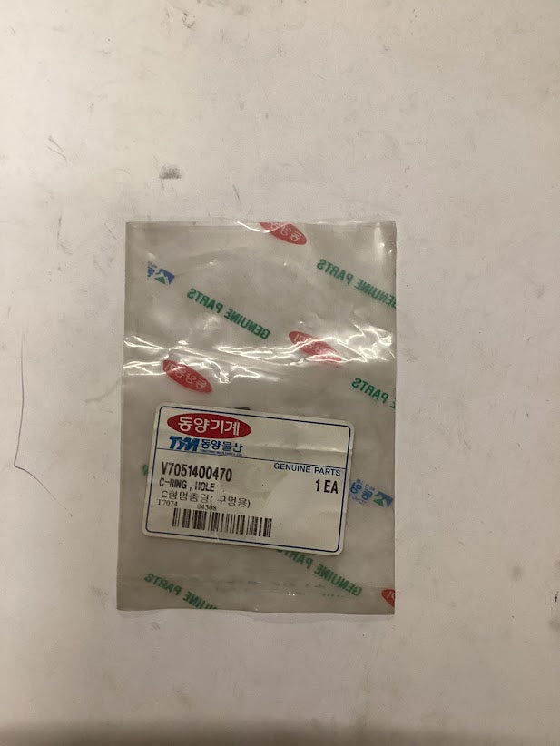 TYM/Mahindra Tractor C Ring Hole, V7051400470