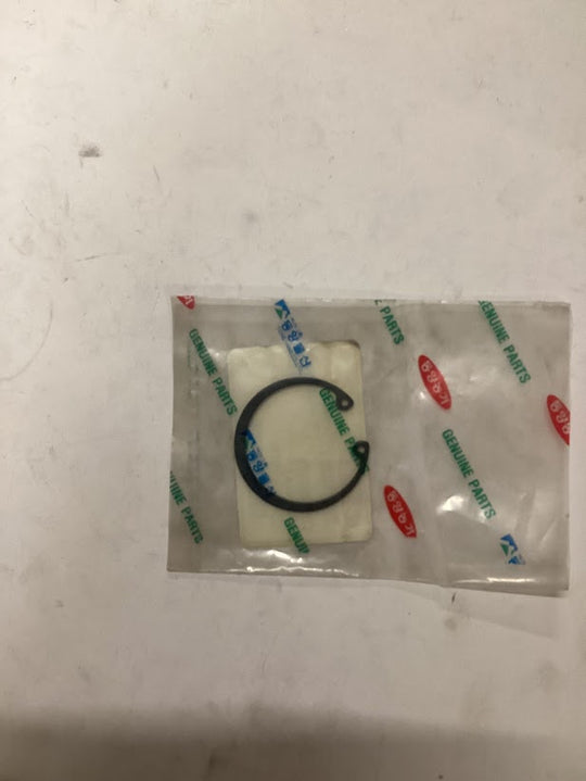 TYM/Mahindra Tractor C Ring Hole, V7051400470