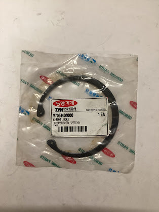 TYM/Mahindra Tractor C Ring Hole, V7051401000