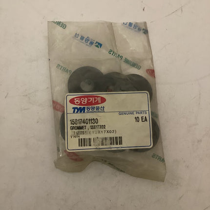 TYM/Mahindra Tractor Grommet, 13x17x02, 15817401130