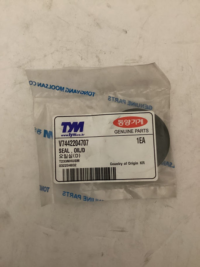TYM / Mahindra Tractor Oil Seal, V7442204707