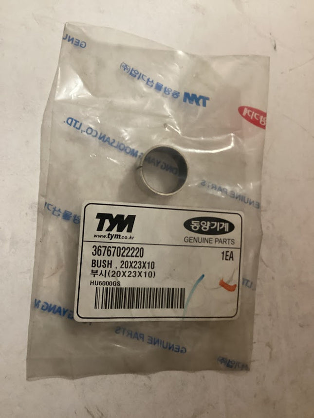 TYM / Mahindra Tractor Bush 20X23X10, 36767022220