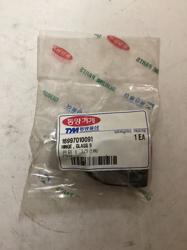 TYM/Mahindra Tractor Hinge Glass B, 16997010091