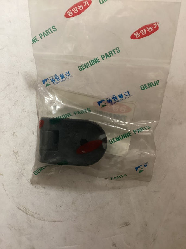 TYM/Mahindra Tractor Hinge Glass B, 16997010091