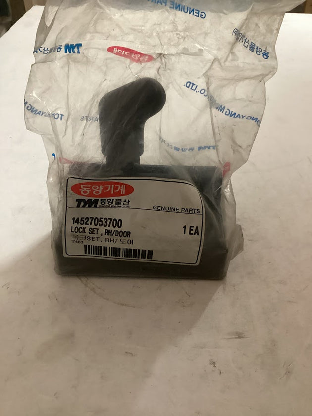 TYM/Mahindra Tractor Lock Set RH/Door, 14527053700