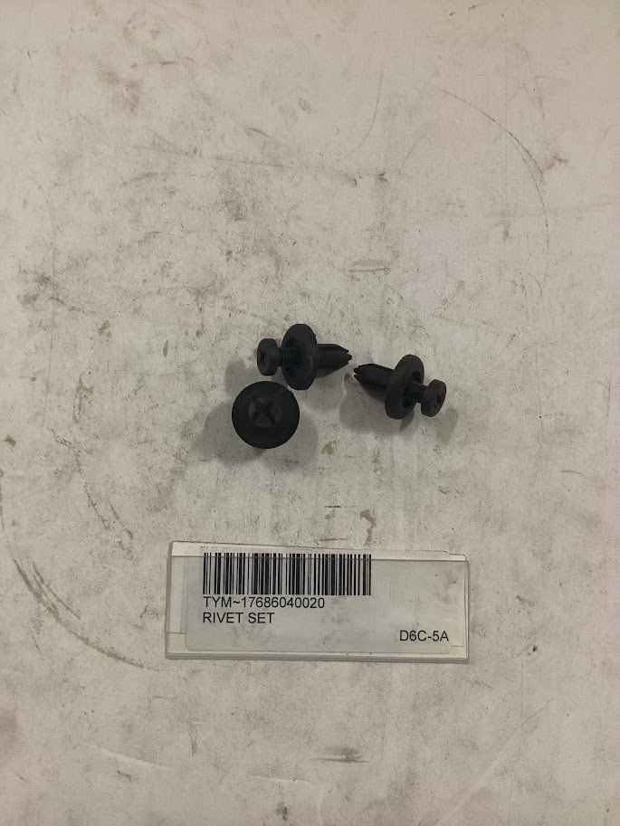 TYM/Mahindra Tractor Rivet Set, 17686040020