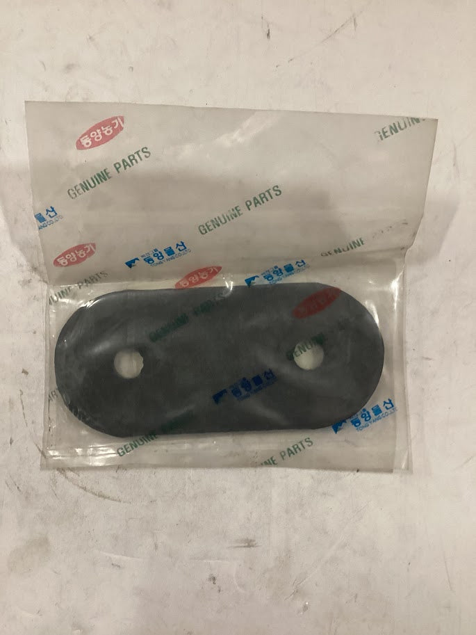 TYM/Mahindra Tractor Grommet Door, 16997010180