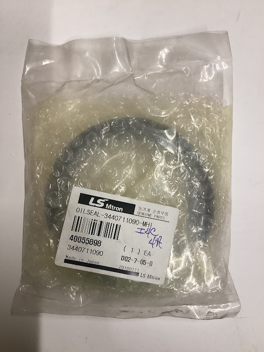 LS Tractor Oil Seal, 40055898