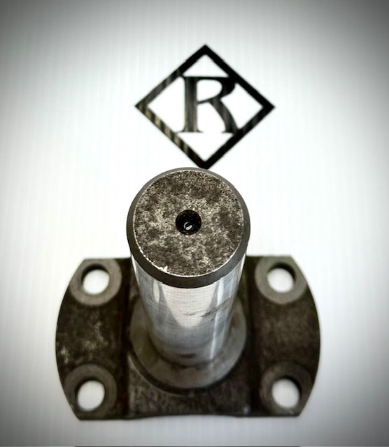 Tonutti / Wolagri / Hog Master Pivot Shaft with Flange, 50616020