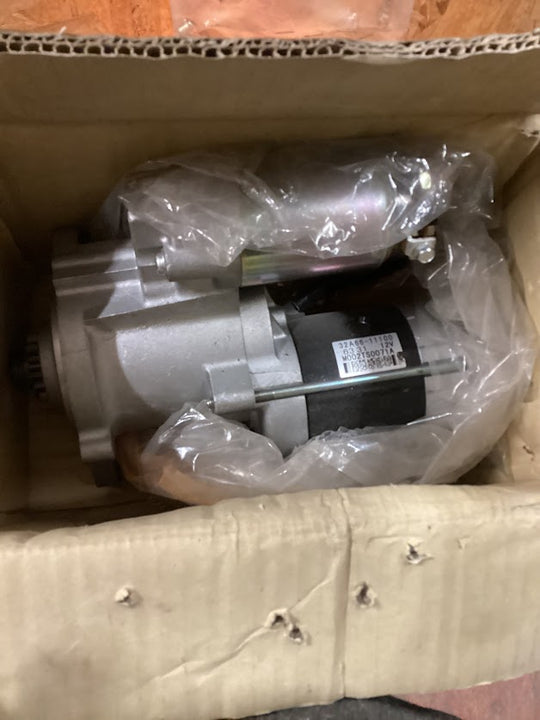 LS Tractor / Caterpillar / Mitsubishi, Starter, 32A66-11100, 40109519
