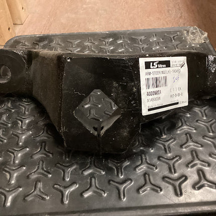 LS TRACTOR ARM-STEERING (LH) 40009001
