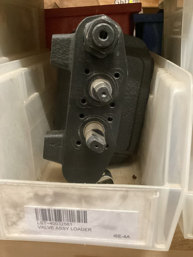 LS Tractor Valve Assembly Loader, 40032561