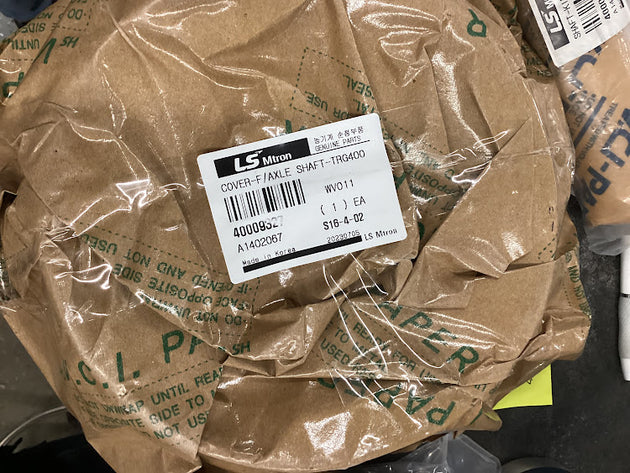 LS Tractor Cover F/Axle Shaft, A1402067, 40009327