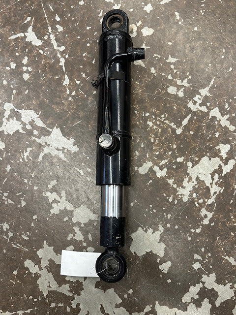 LS Tractor / Montana Steering Cylinder Assembly, HYD/STR(RH), 40008090