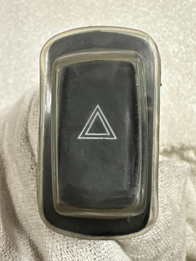 Farmtrac Emergency Flasher Switch, ESL13641