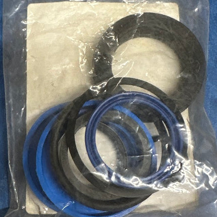 Farmtrac Cylinder Seal Kit, 909292KT