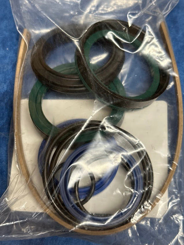 Farmtrac Loader Seal Kit, 903055