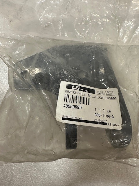LS Tractor Bracket C Link LH CA-TRG896, 40289695