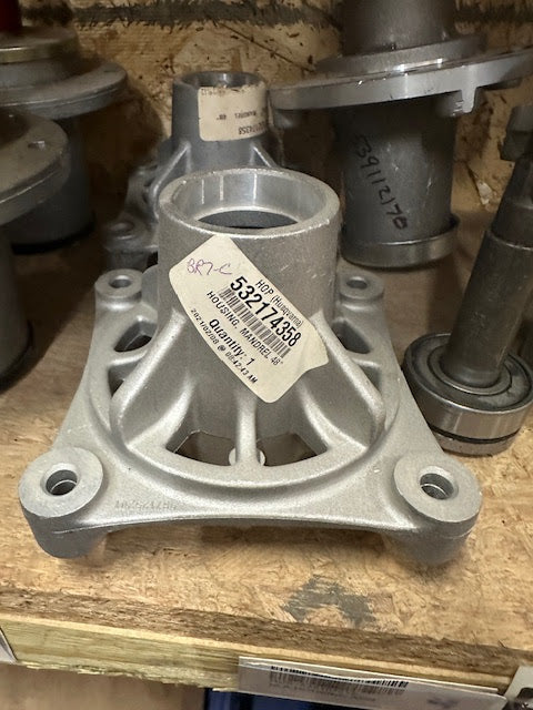 Husqvarna Housing Mandrel 48", 532174358, 587125201