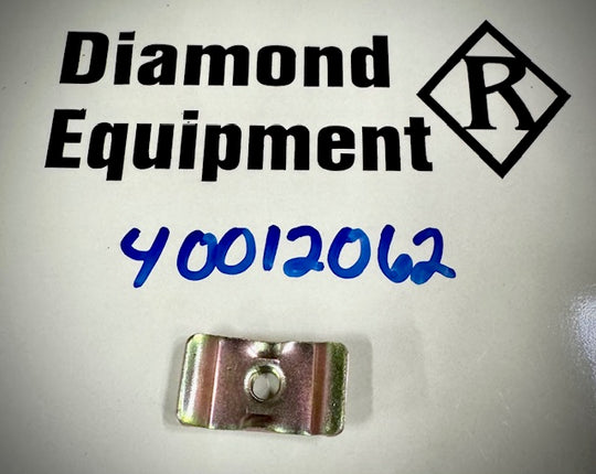 LS Tractor Injection Pipe Clamp, EGQ125, 40012062