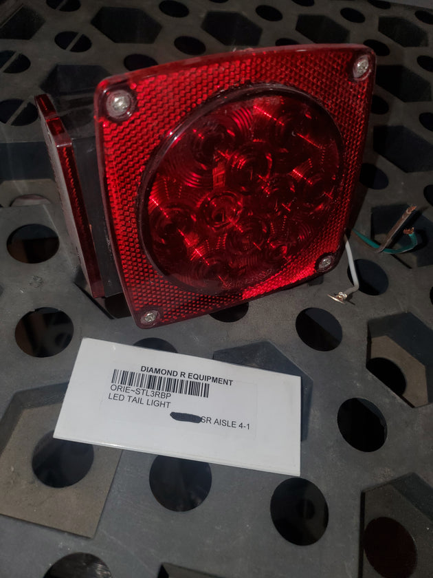 Lens LED Combination Tail Light, STL3RBP