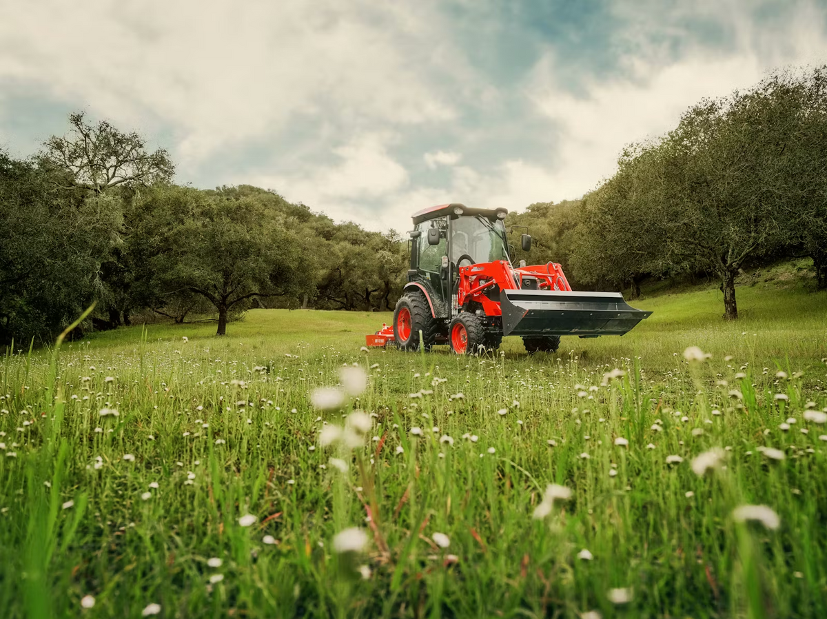 Kioti CK2620SEH Cab – 24.5 HP 4WD Utility | Diamond R Equipment