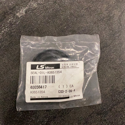 LS Tractor Seal Oil , 40056417